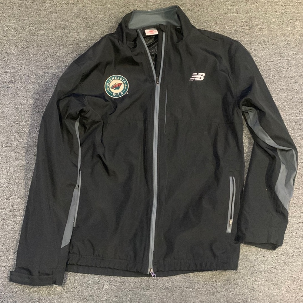 Men’s Large Vintage New Balance Minnesota Wild Jacket